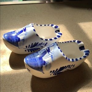Miniature Delft blue vintage porcelain clogs